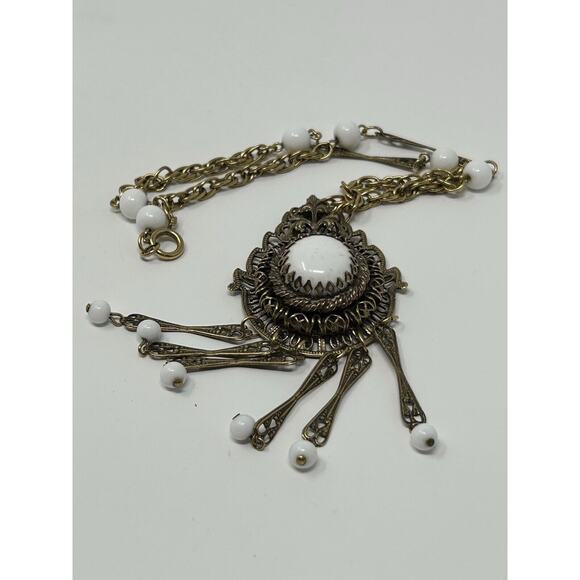 Vintage Gold Tone Dangle And Fringe Medallion Necklace - Picture 8 of 8